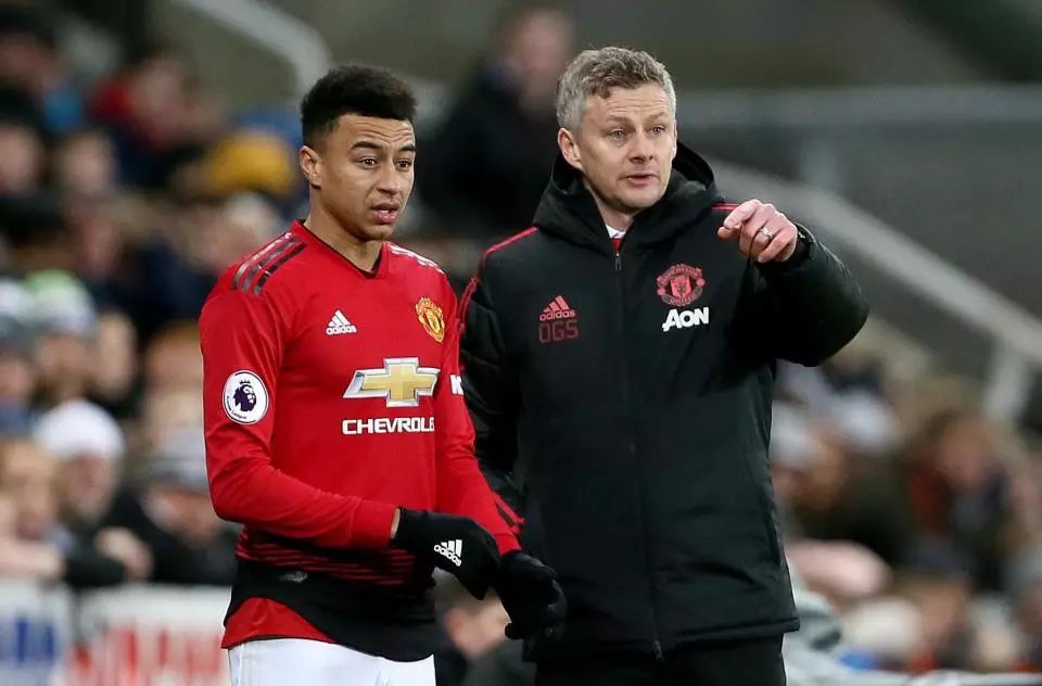 传奇总是不 传奇总是不